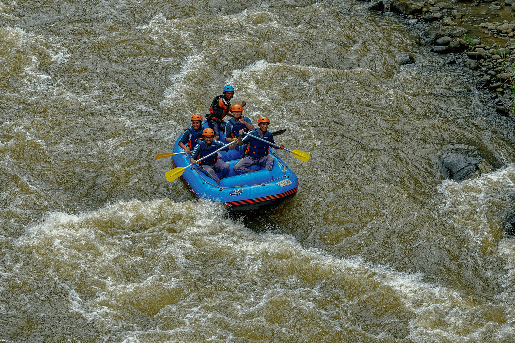 Arugam Bay sri lanka - water rafting